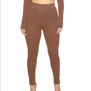 Naked wardrobe Mocha legging